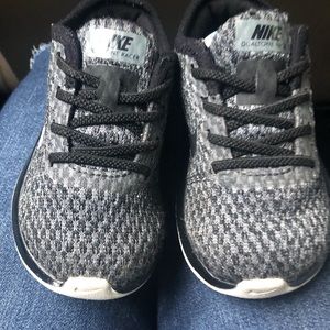 Toddler boys nikes